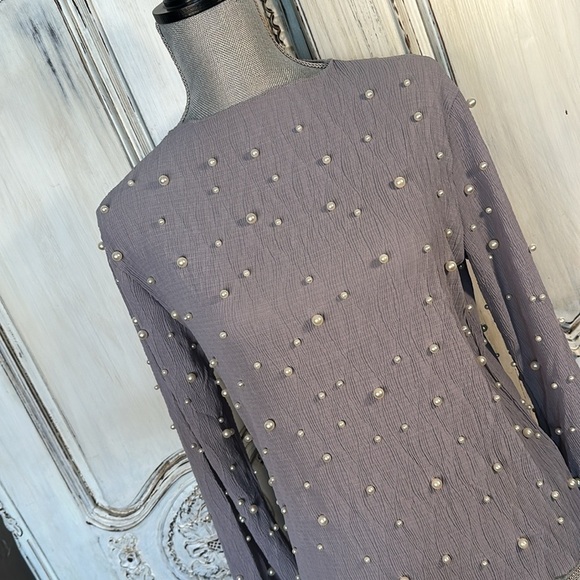 La Cienega’ Pearls Embellished Long Sleeve Pop Over Occassion Top Size M NWT - Picture 2 of 11